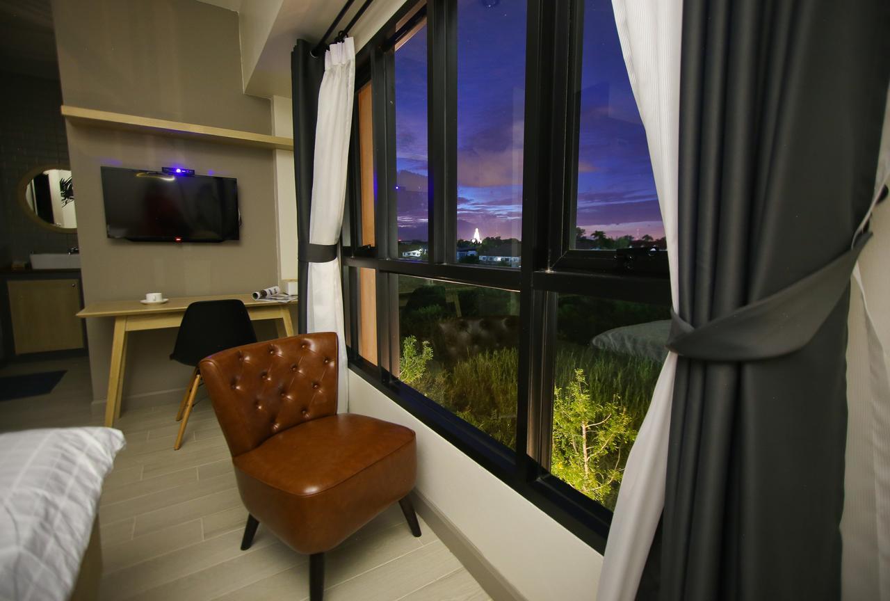 Bunprasop Garden Hotel Накхонситхаммарат Экстерьер фото