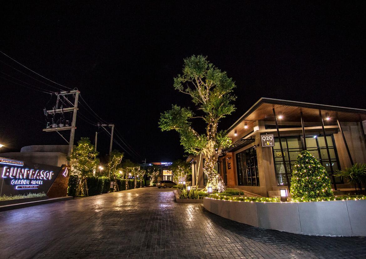 Bunprasop Garden Hotel Накхонситхаммарат Экстерьер фото
